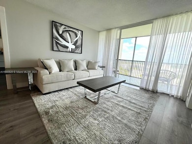 Coronado Towers unit 2522, Aventura, FL 33180 - photo 4