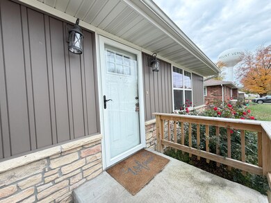 411 E Sloan Ave, Mount Vernon, MO 65712 - photo 2