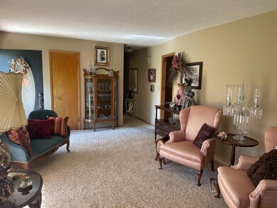 1001 S Adams St, Hugoton, KS 67951 - photo 3