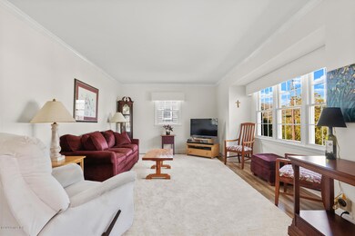 22 Guilford Ln, Greenwich, CT 06831 - photo 5