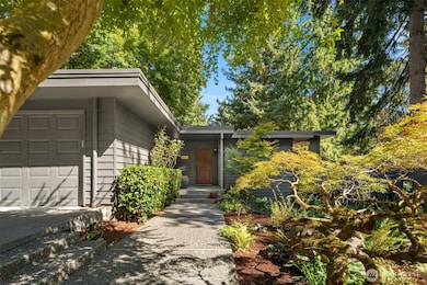 6920 94th Ave SE, Mercer Island, WA 98040 - photo 2