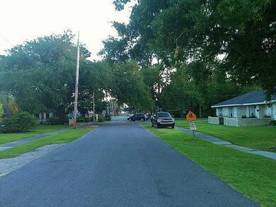 View. South on Barbe