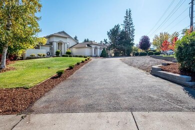 1142 Brookdale Ave, Medford, OR 97504 - photo 6