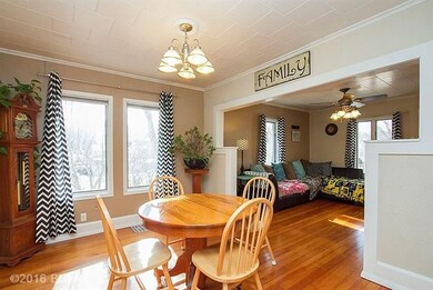 2415 53rd St, Des Moines, IA 50310 - photo 4