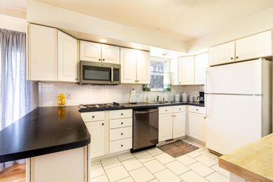 1407 Thurell Rd, Columbus, OH 43229 - photo 5