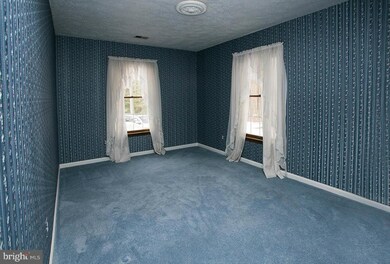 4460 Camelot Dr, Pomfret, MD 20675 - photo 7