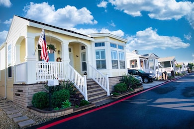 9850 Garfield Ave unit 61, Huntington Beach, CA 92646 - photo 2