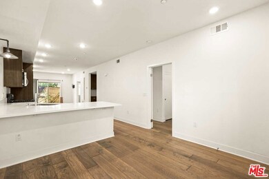 LA River House unit 104, Los Angeles, CA 90039 - photo 6