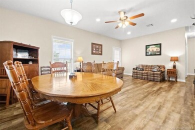 122 N Bank St, Lake Charles, LA 70601 - photo 6