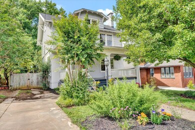 02-Shows Great 2119 Broadway Ave SW (2 o