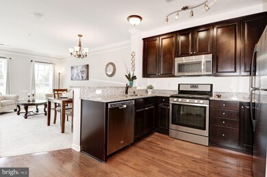 15240 Torbay Way unit 155, Woodbridge, VA 22191 - photo 6