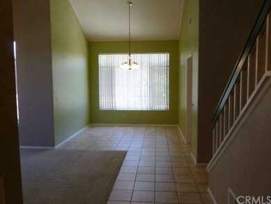 Tile entry and dinning area