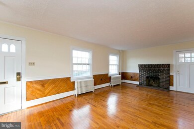 308 N Massanutten St, Strasburg, VA 22657 - photo 7