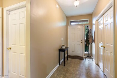 11034 Campus Heights Ln, Jacksonville, FL 32218 - photo 3