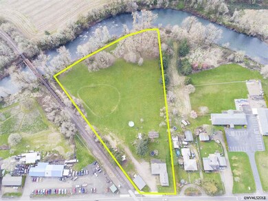 920 W Main St, Sheridan, OR 97378 - photo 5