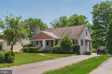 308 Rogers Rd, Norristown, PA 19403 - photo 2