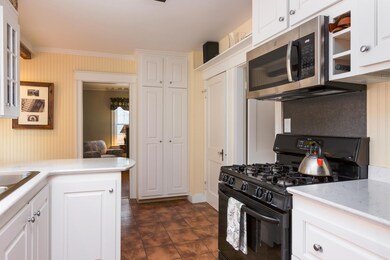 29 Sylvan Rd South Portland ME-large-021