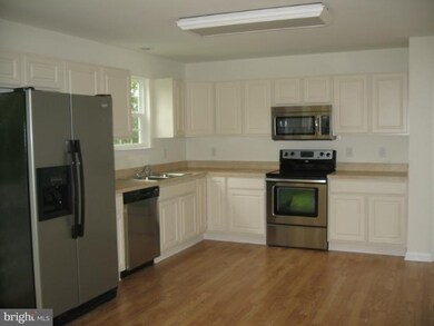 18 E Overlea Ave, Baltimore, MD 21206 - photo 5