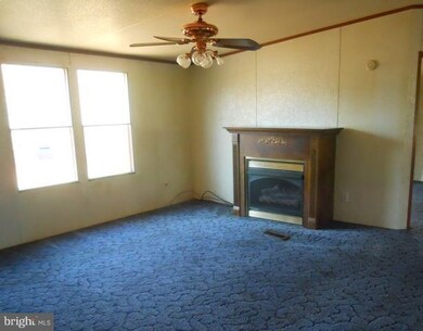 929 Kents Mill Rd, Louisa, VA 23093 - photo 2