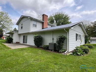 212 Duck Pond Rd, Upper Sandusky, OH 43351 - photo 5