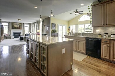 7486 Edington Dr, Warrenton, VA 20187 - photo 4