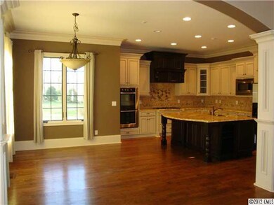 Breakfast - Large Breakfast Area off Kitchen leads