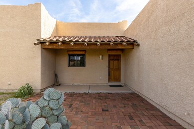 1480 E Whitley (3 of 31)