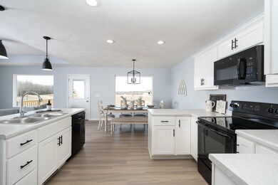 1090 E Lakota St, Nixa, MO 65714 - photo 2