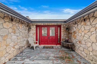 807 Oak Ct, Greenfield, IN 46140 - photo 3