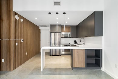 Centro unit 905, Miami, FL 33131 - photo 2