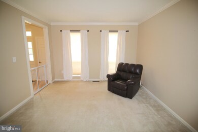 3680 Thomasson Crossing Dr, Triangle, VA 22172 - photo 2