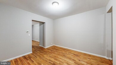 210 S Augusta Ave, Baltimore, MD 21229 - photo 6