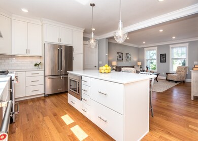 212 Pine Hill Cir, Waltham, MA 02451 - photo 4