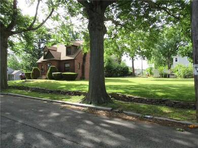 42 Winona St, Providence, RI 02904 - photo 4