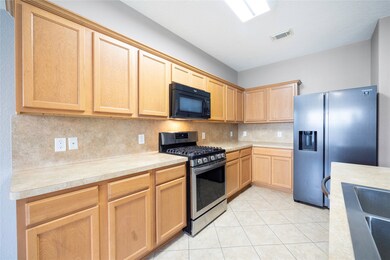 29723 Legends Green Dr, Spring, TX 77386 - photo 7