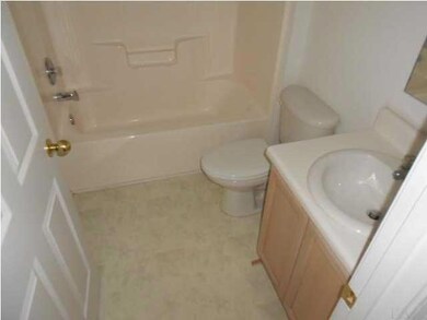 2474 Trailwood Dr, Cantonment, FL 32533 - photo 5