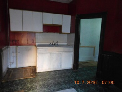 16 Cherry Hill St, Bellows Falls, VT 05101 - photo 4