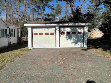 404 E Andrews St, Hemingway, SC 29554 - photo 2