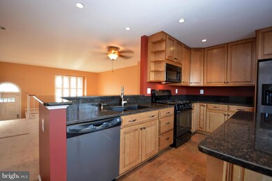 7343 Saint Thomas Loop, Manassas, VA 20109 - photo 4
