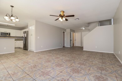 12913 W Laurel Ln unit 1, El Mirage, AZ 85335 - photo 4