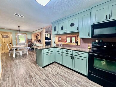 157 Jerry Welch Rd, Laurel, MS 39443 - photo 3