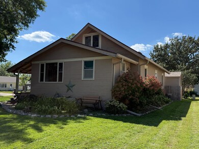 1203 Mcmillan St, Worthington, MN 56187 - photo 3