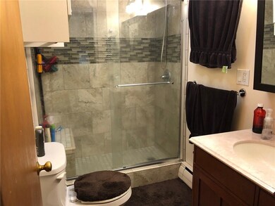 1ST FLOOR BATHROOM