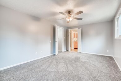 5152 Tuxworth Ct Columbus OH-large-007-0