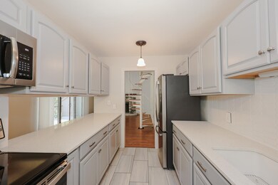 188 Coburn Ave unit 188, Nashua, NH 03063 - photo 5