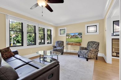 1913 E Beverly Rd, Milwaukee, WI 53211 - photo 7