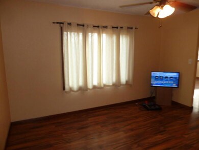 Living Room V 2