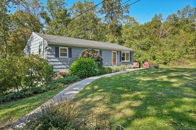 37 Dick Finn Rd, New Fairfield, CT 06812 - photo 2