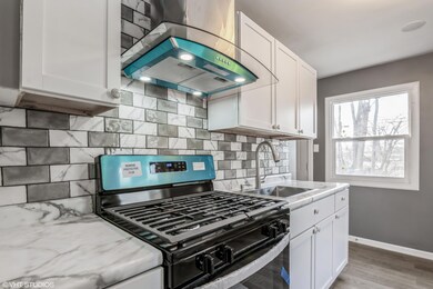 724 Taney St, Gary, IN 46404 - photo 5