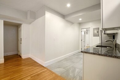 14 Gloucester St unit G, Boston, MA 02115 - photo 4